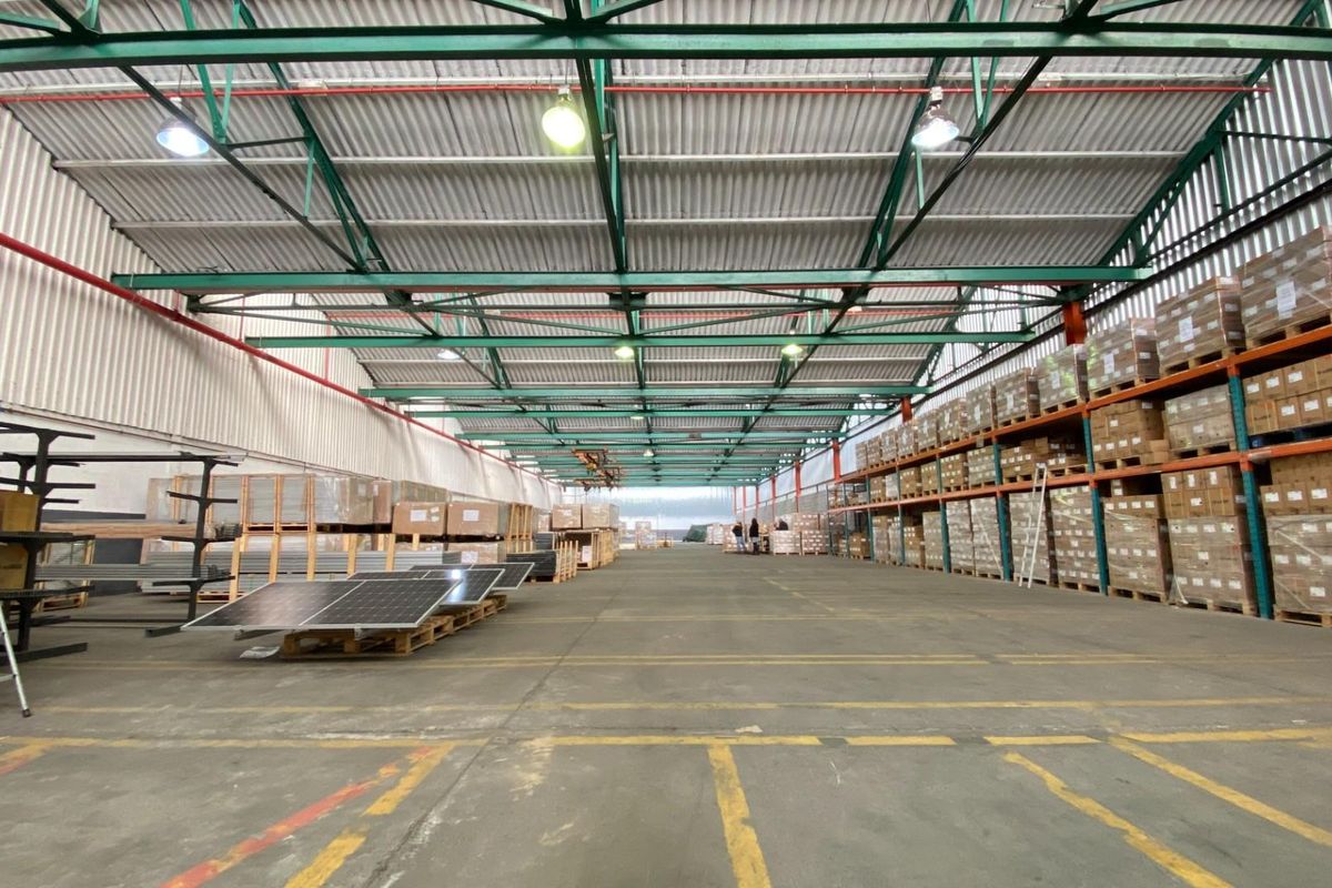 1 500m2 Warehouse To Let in Secure Park | Elsies River Industrial, Cape Town - Photo 4