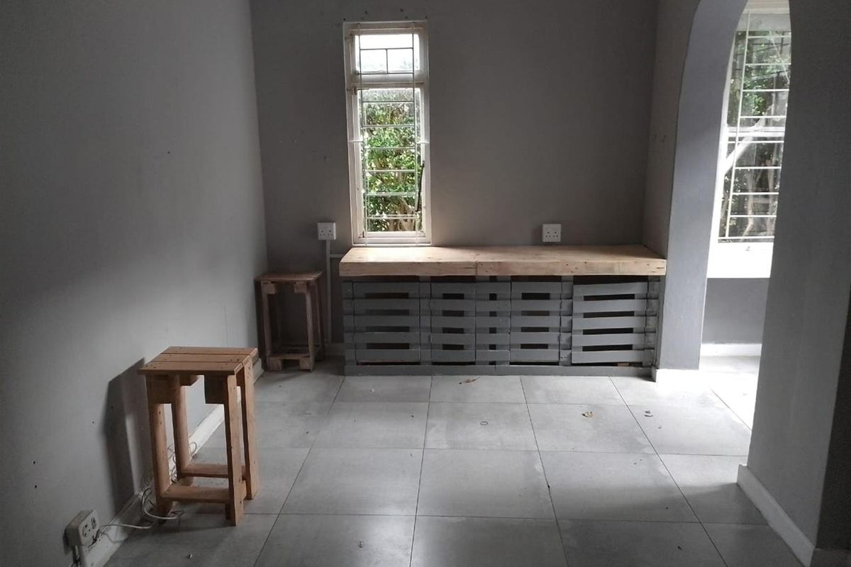 Bachelor granny cottage To Rent in Glenwood, Durban, KwaZulu Natal - Photo 3