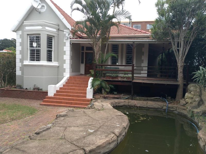 One Sleeper female commune To Rent in Glenwood, Durban, KwaZulu Natal - Photo 1