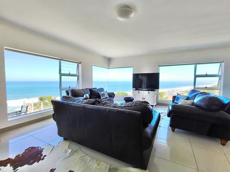 House For Sale in Dana Bay, Mossel Bay - Photo 4