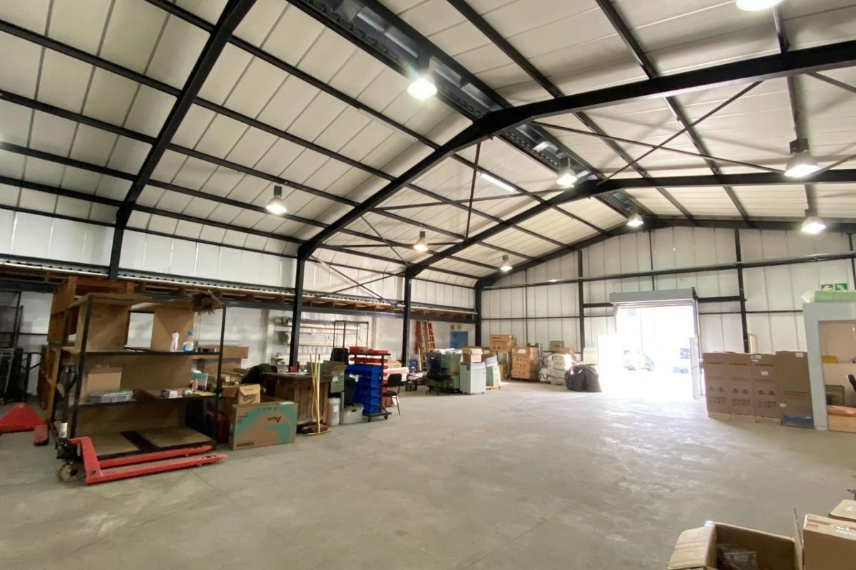 451m2 Food Grade Warehouse To Let in Maitland, Cape Town - Photo 2