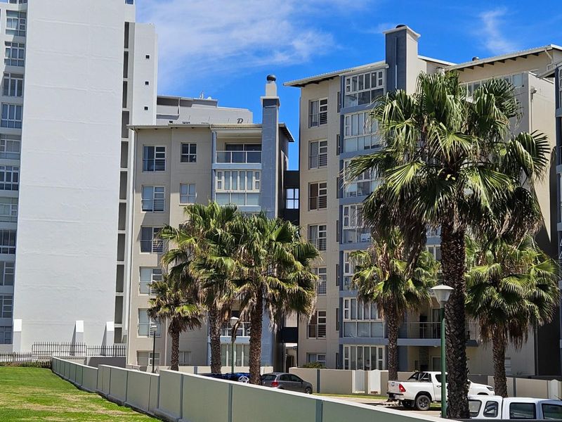 Apartment For Sale in Diaz Beach, Mossel Bay - Photo 2