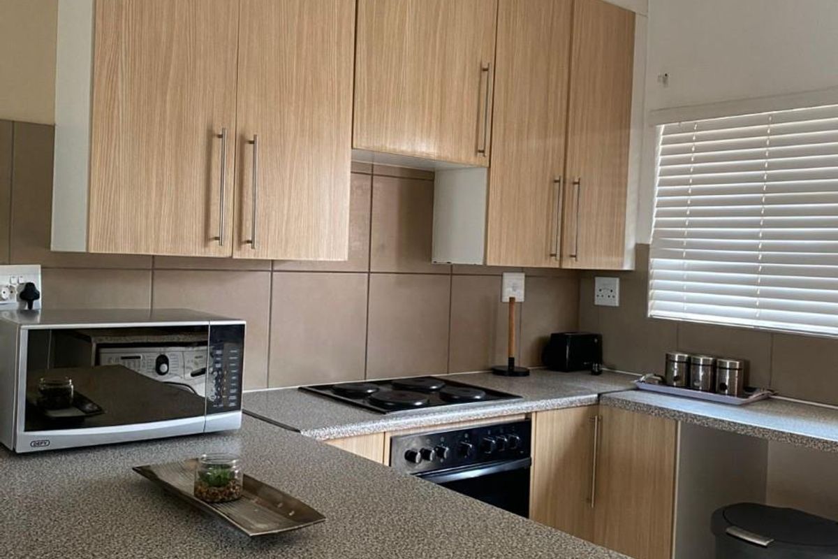 Apartment To Rent in Noordwyk, Midrand - Photo 2
