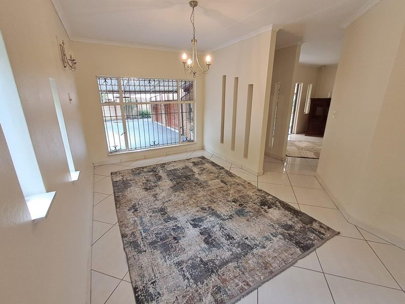 3 Bedroom House For Sale in Wierda Park, Centurion - Photo 5