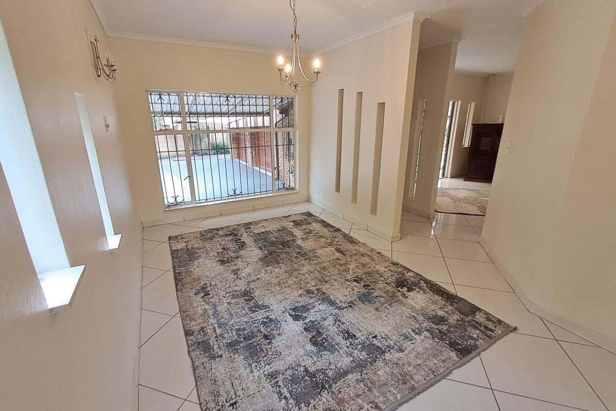 3 Bedroom House For Sale in Wierda Park, Centurion - Photo 5