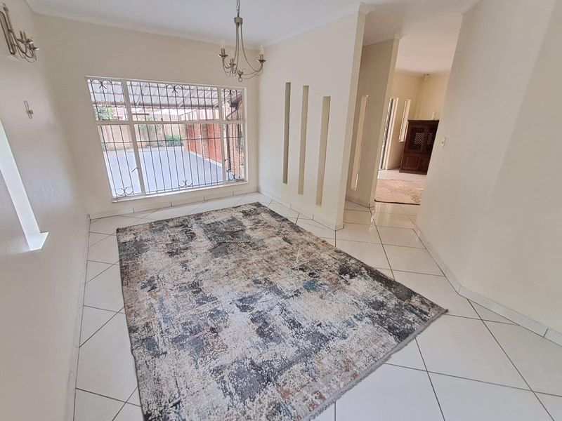 3 Bedroom House For Sale in Wierda Park, Centurion - Photo 6
