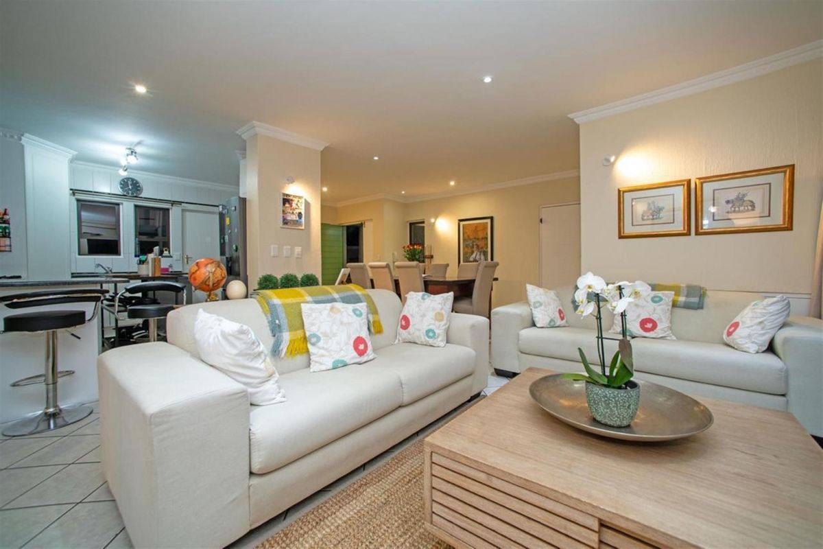 Luxury Smart Living  3-Bedroom Cluster Home with Flatlet and Entertainer’s Dream Outdoor Space - Photo 5