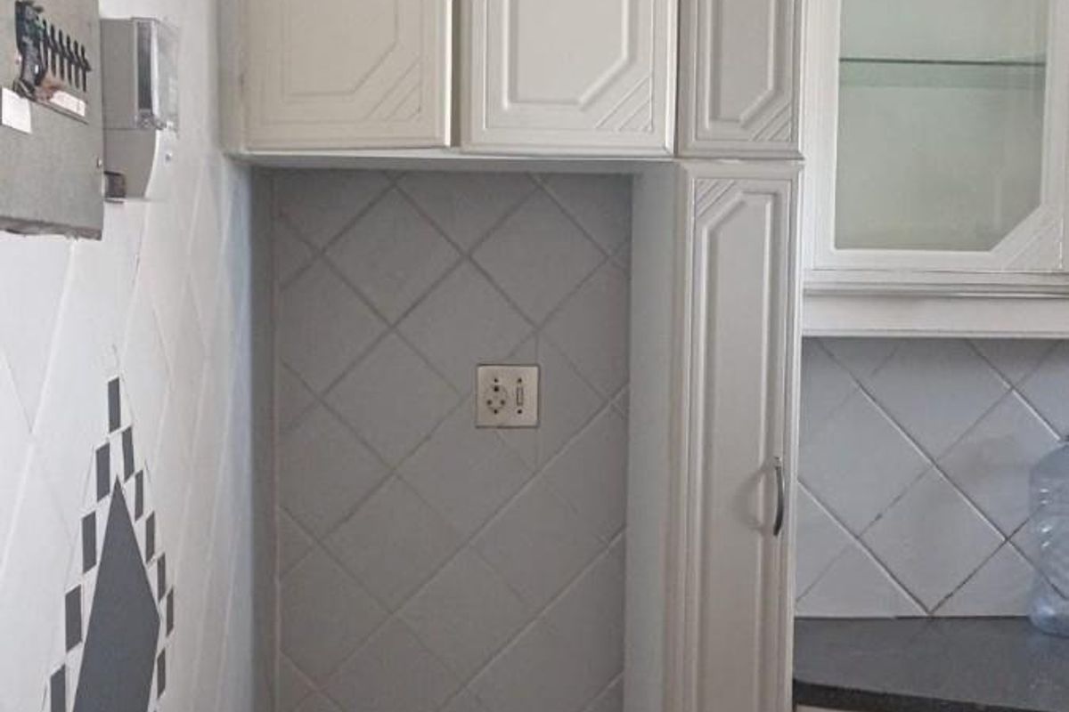 Apartment For Sale in North Beach, Durban, KwaZulu Natal - Photo 4