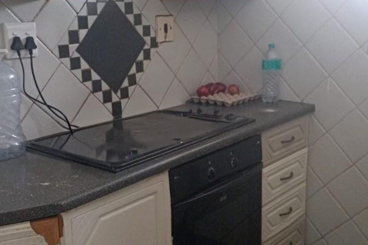 Apartment For Sale in North Beach, Durban, KwaZulu Natal - Photo 5