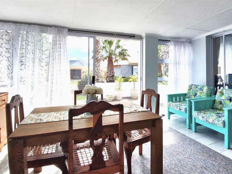 Phase 1 Marina Martinique Gem - 3 Bedroom Home Steps from Canals | Inverter, Slipway Access - Photo 4