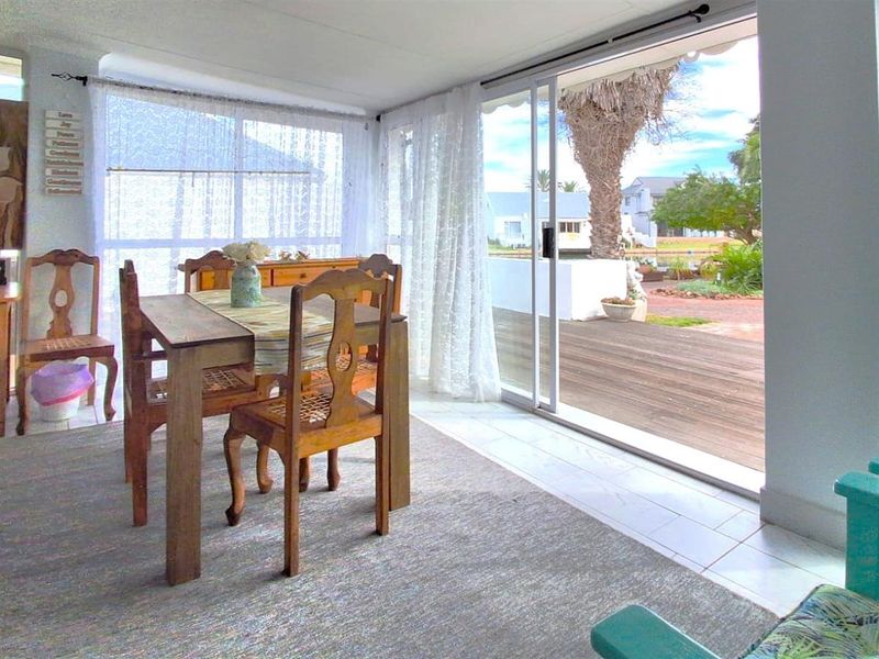 Phase 1 Marina Martinique Gem - 3 Bedroom Home Steps from Canals | Inverter, Slipway Access - Photo 5