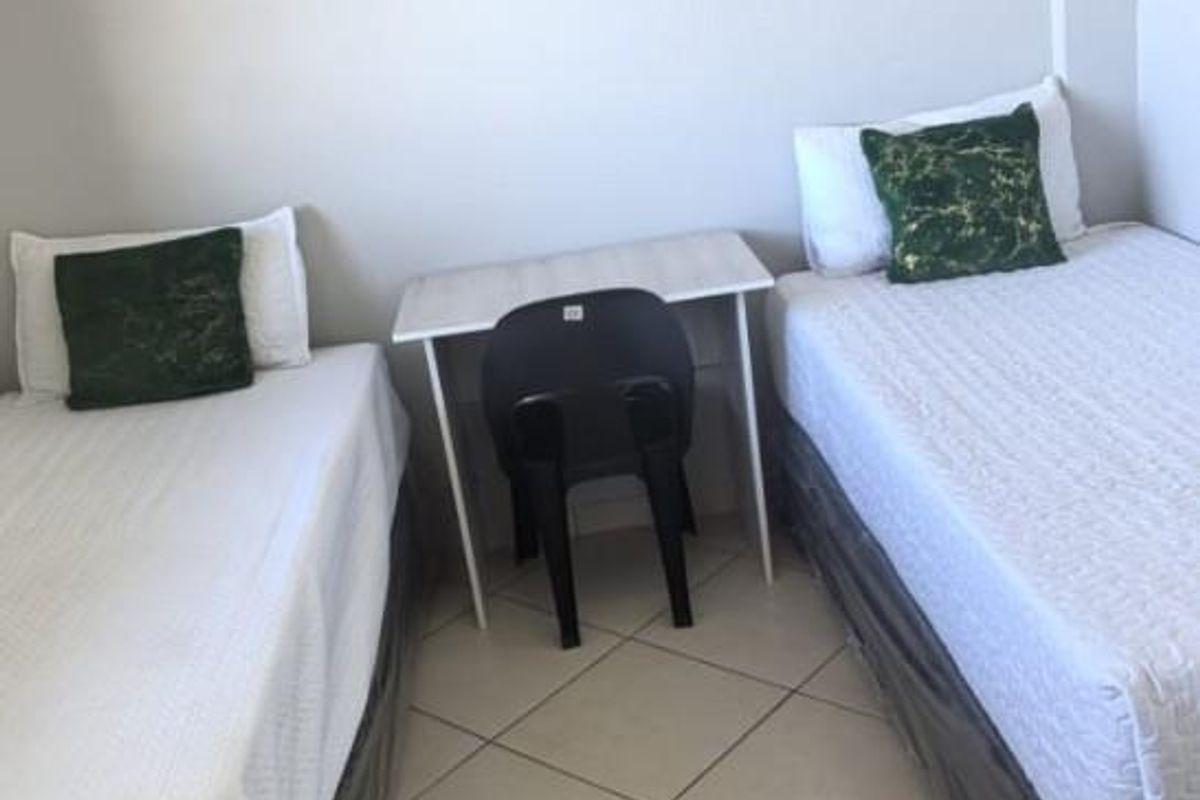 Apartment For Sale in Madadeni D, Madadeni, Newcastle, KwaZulu Natal - Photo 3