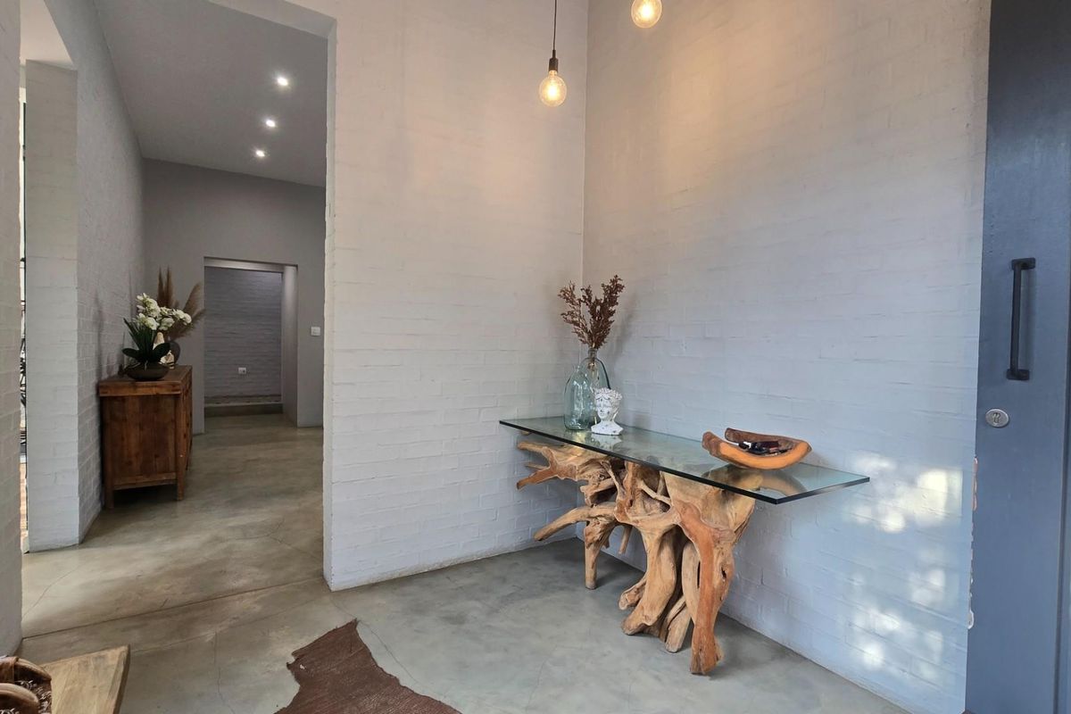 Architectural Elegance | A Bespoke Residence Designed for Modern Luxury - Photo 5