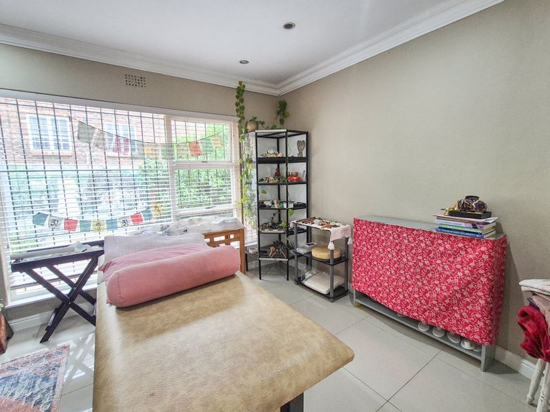 Spacious Family Home with Entertainer’s Backyard in Door De Kraal - Photo 6