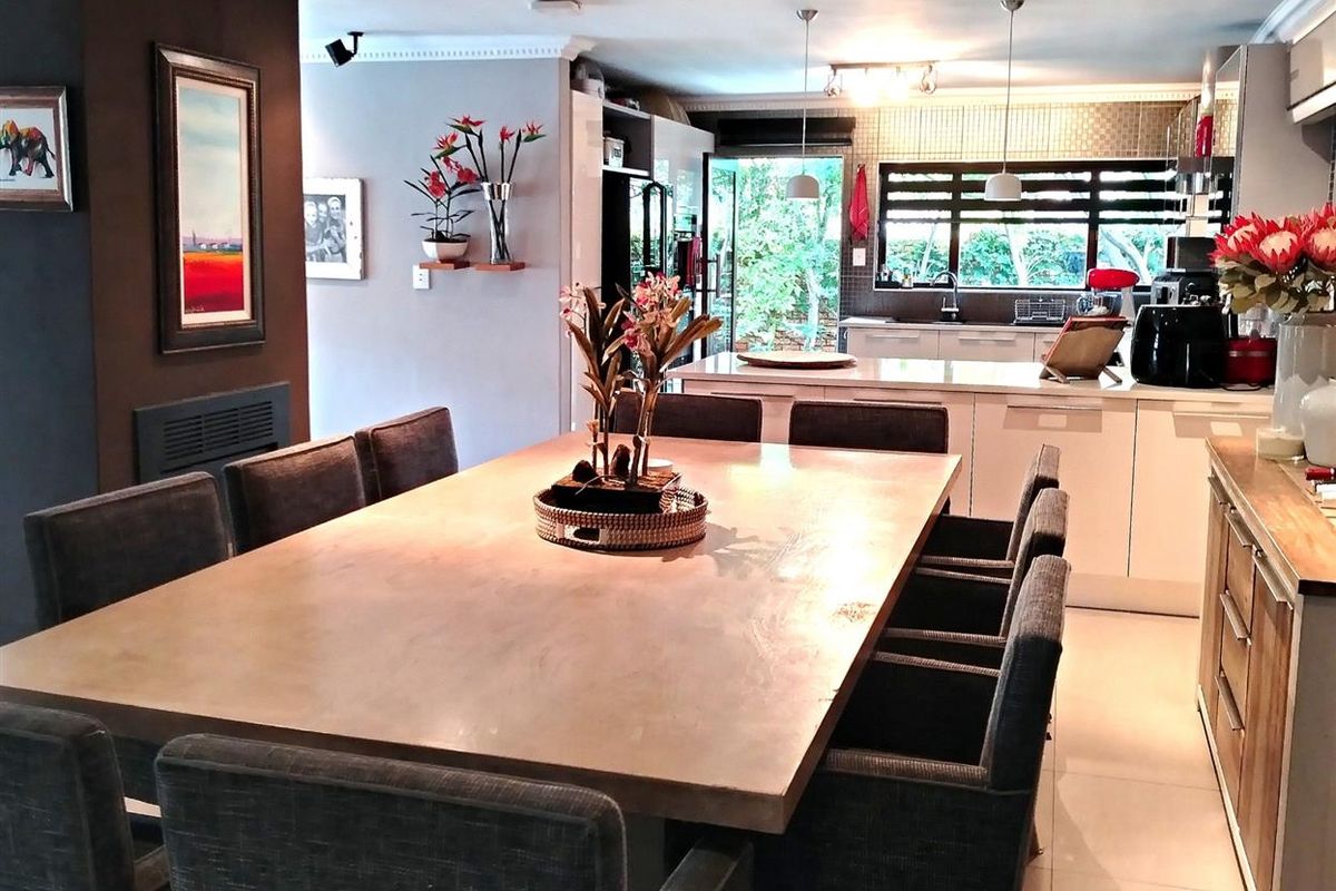 Charming very low maintenance  Three Bedroom House for sale in Eldo - Photo 5