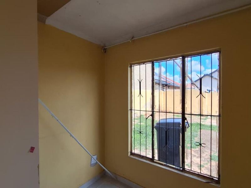 House For Sale in Ennerdale, Johannesburg - Photo 8