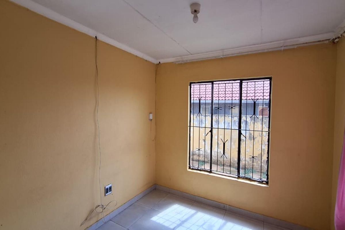 House For Sale in Ennerdale, Johannesburg - Photo 5