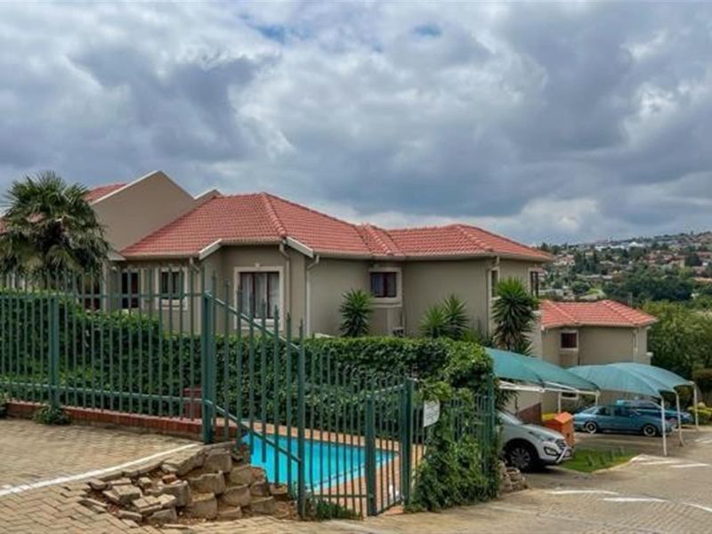 Townhouse For Sale in Winchester Hills Ext 1, Johannesburg - Photo 5