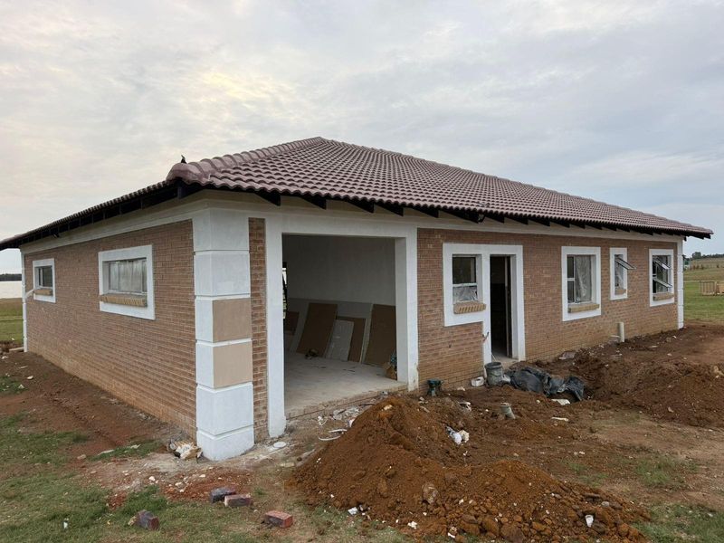 OFF-GRID LIVING ON THE BANKS OF THE VAALDAM - A LIFESTYLE INVESTMENT - Photo 1