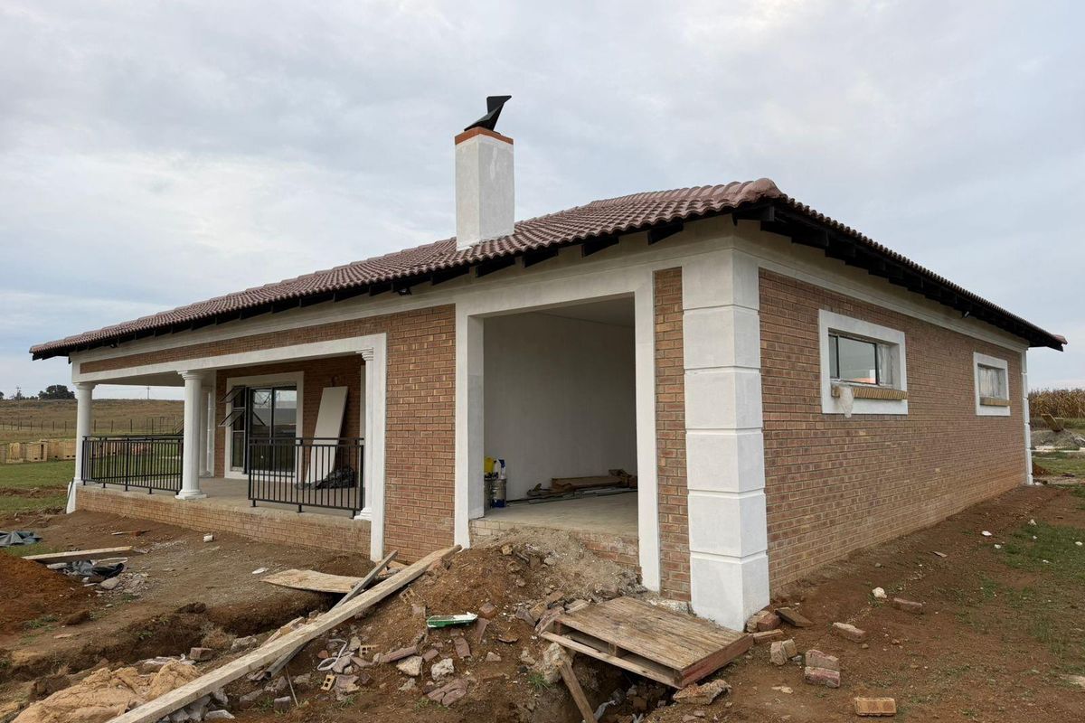 OFF-GRID LIVING ON THE BANKS OF THE VAALDAM - A LIFESTYLE INVESTMENT - Photo 2