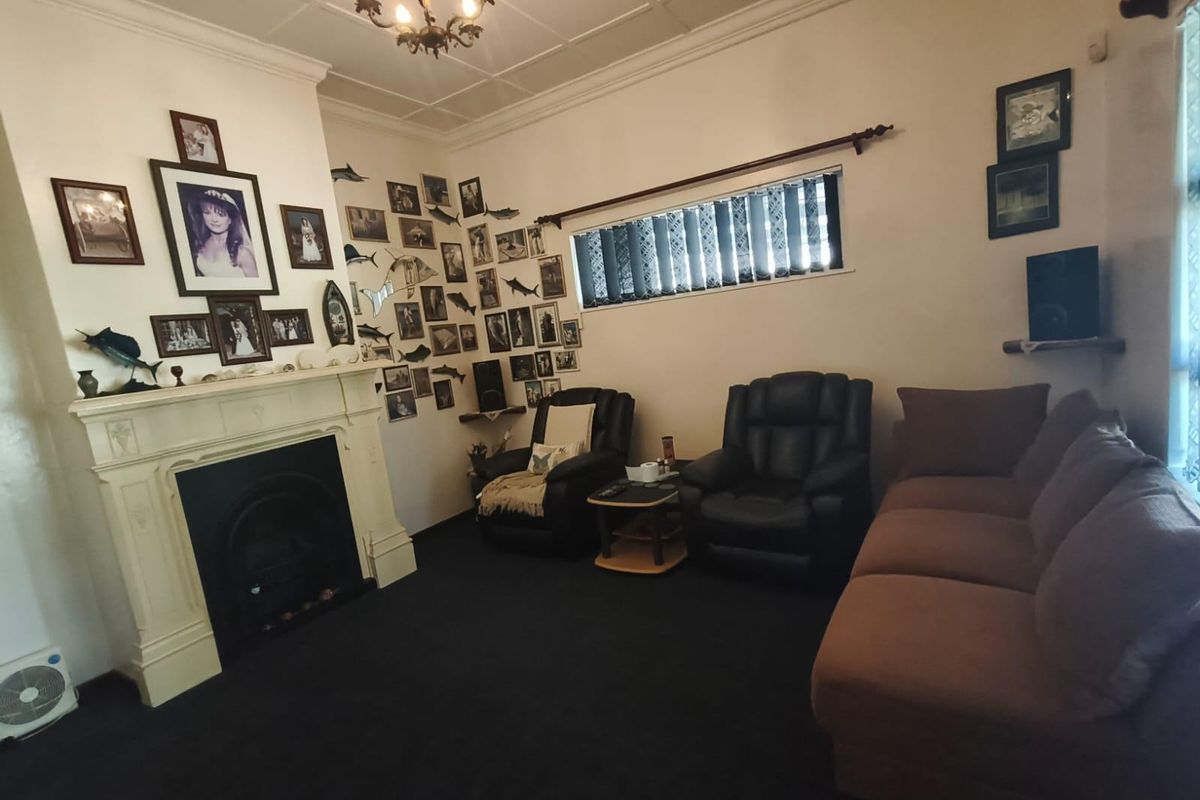 High Gate - Prestige 4 Bedroom house ( Including attached Flatlet ) - Photo 5