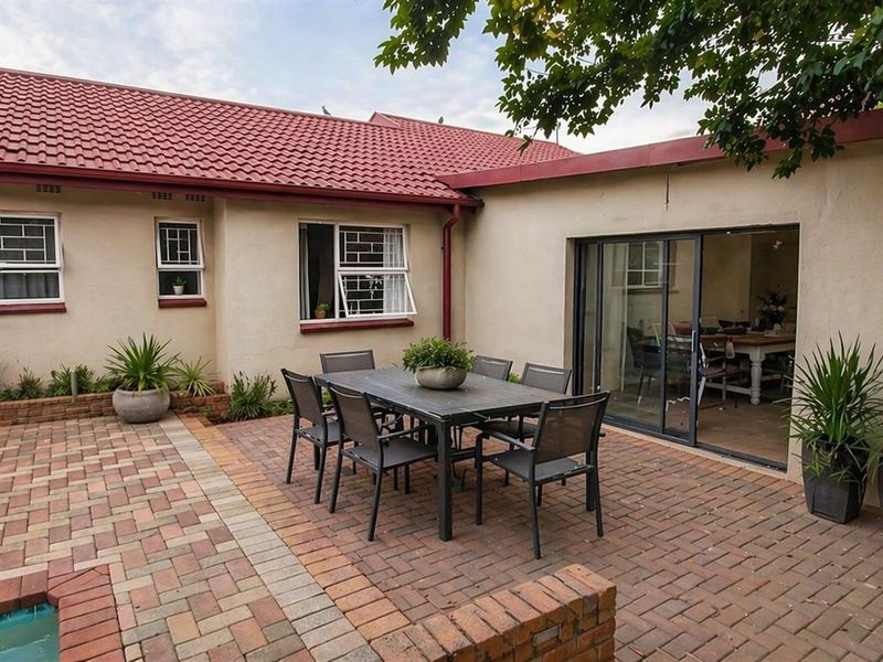 House For Sale in Kookrus, Meyerton - Photo 4