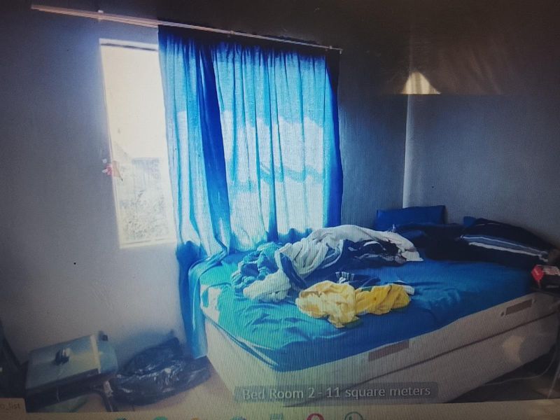 2 Bedroom Flat For Sale - Photo 8