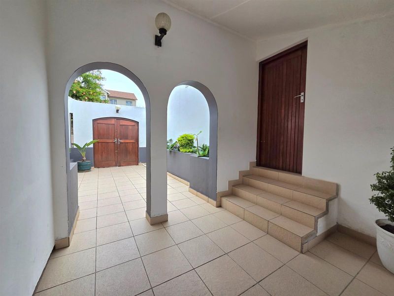 Elegant Seaside Retreat with Guest House Potential - Photo 4