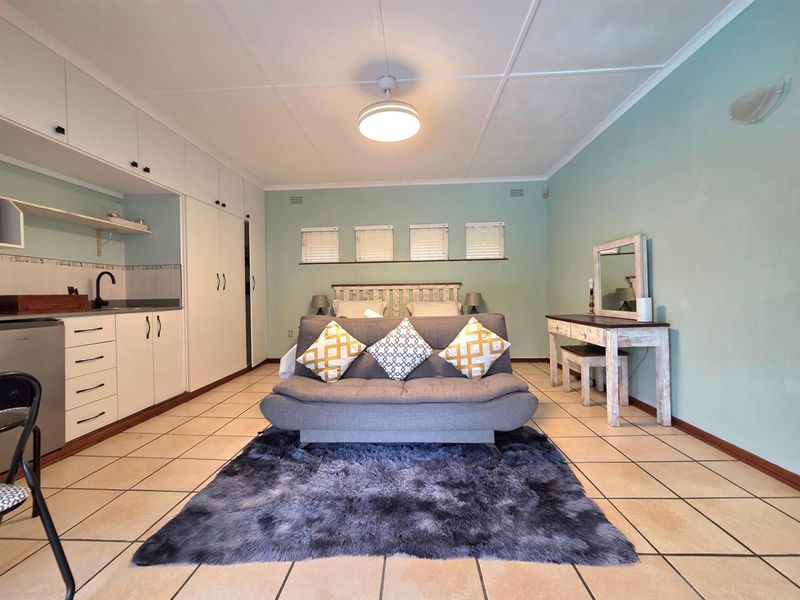 Elegant Seaside Retreat with Guest House Potential - Photo 9