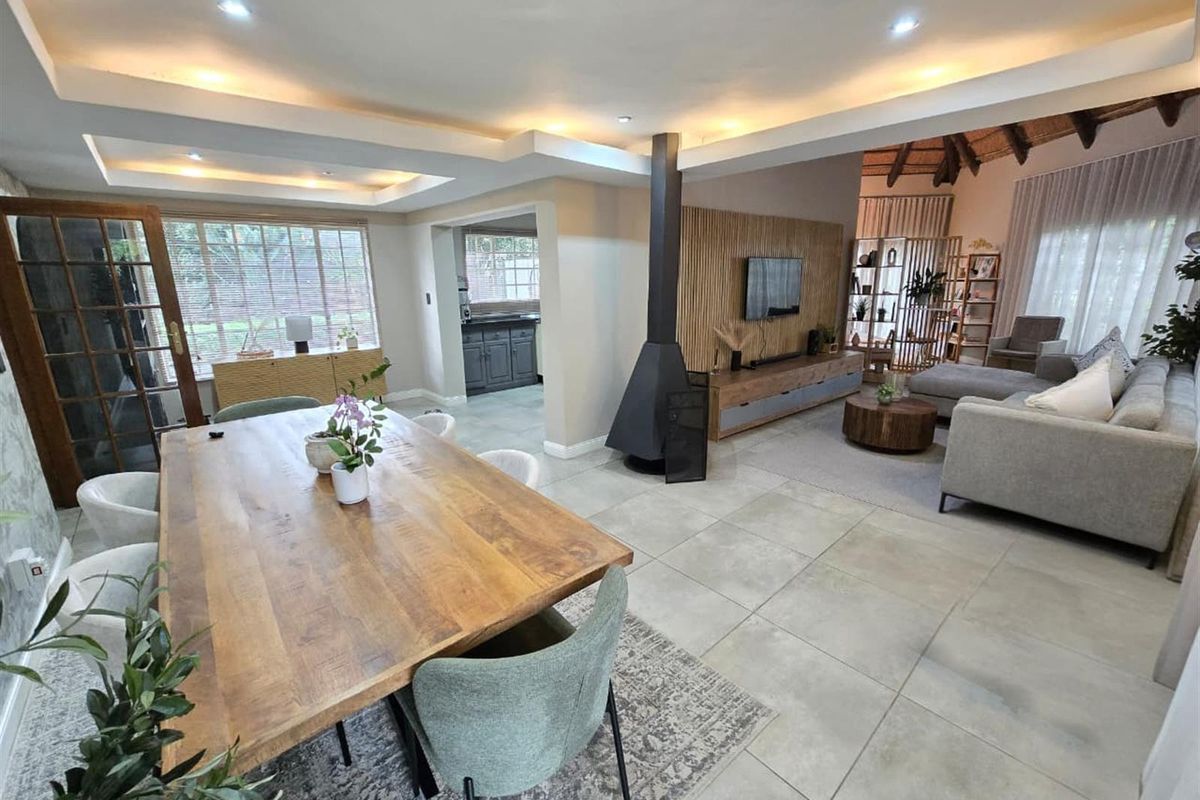 Beautiful Fully Furnished 4 Bedroom Home Available for Rent in Edenburg Sandton - Photo 4