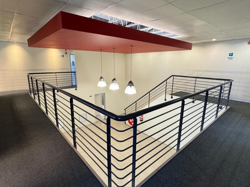 3,100m2 Warehouse To Let in Montague Gardens | Prime Industrial Facility , Cape Town - Photo 9