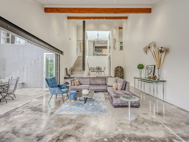 Modern Hillside Luxury with Panoramic Views - Photo 8