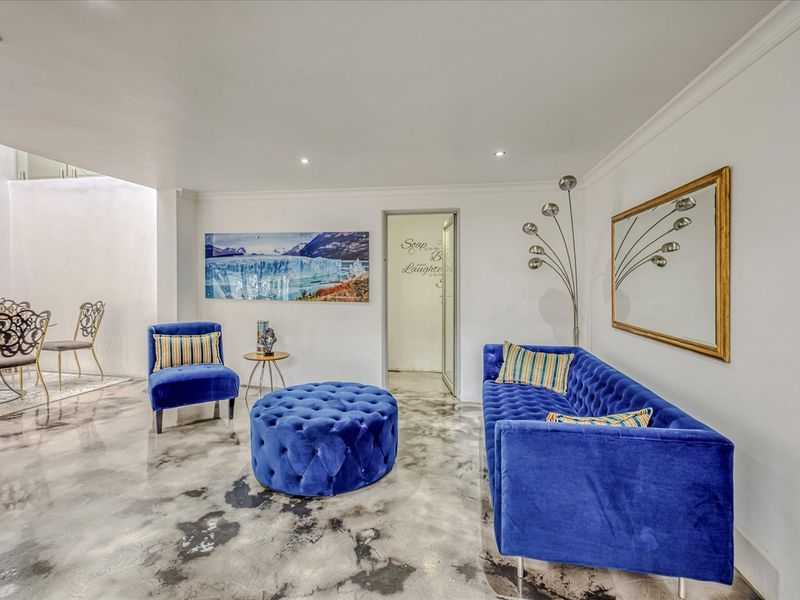 Modern Hillside Luxury with Panoramic Views - Photo 8