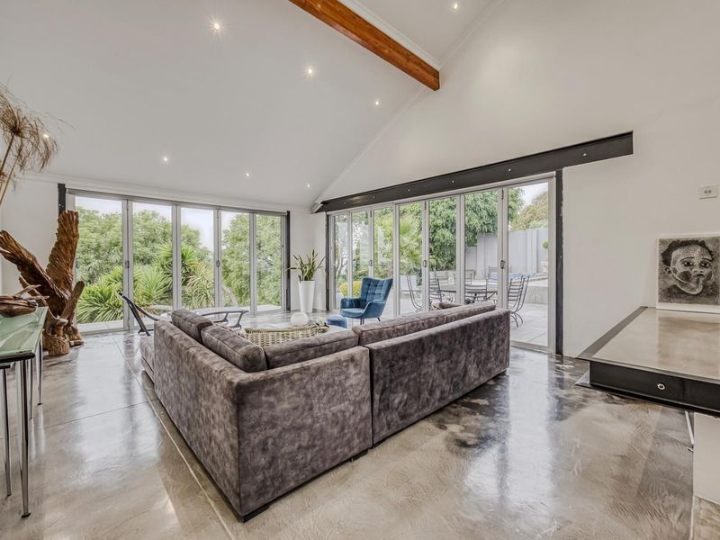 Modern Hillside Luxury with Panoramic Views - Photo 5