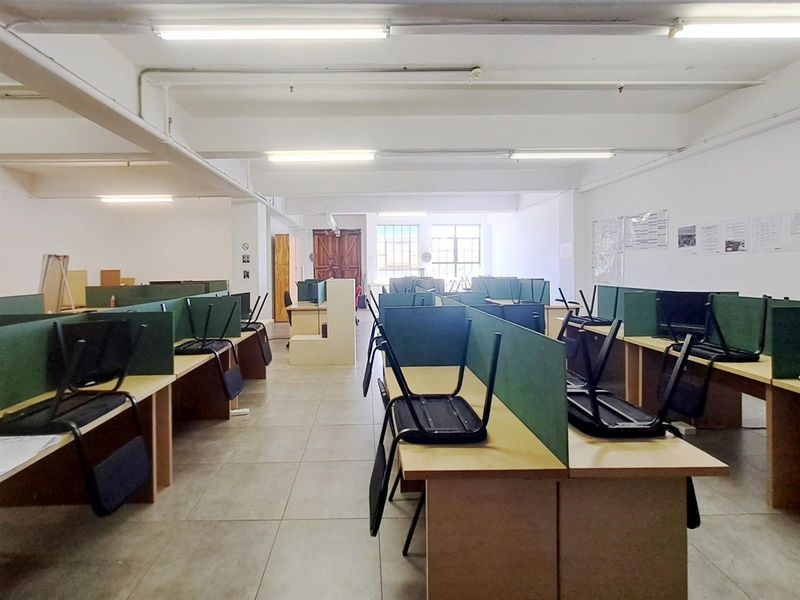 140m2 Second-Floor Office Space at Woodstock Exchange - Photo 10