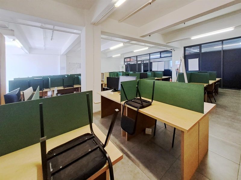 140m2 Second-Floor Office Space at Woodstock Exchange - Photo 8