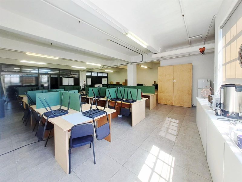 140m2 Second-Floor Office Space at Woodstock Exchange - Photo 6