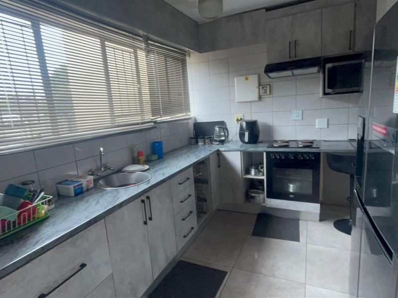 2-Bedroom Townhouse For Sale in Sasolburg Central, Sasolburg - Photo 3