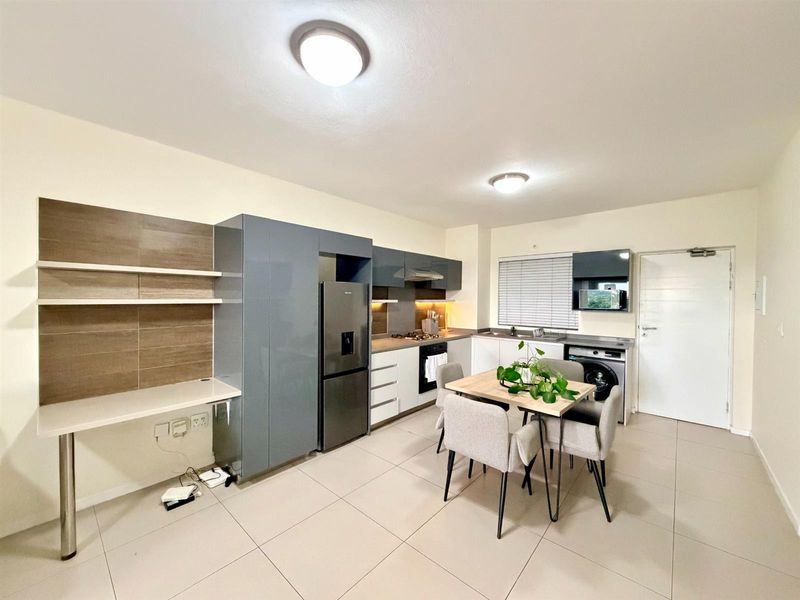 Fully Furnished Apartment To Rent in Morningside, Sandton - Photo 3