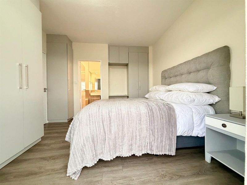 Fully Furnished Apartment To Rent in Morningside, Sandton - Photo 4