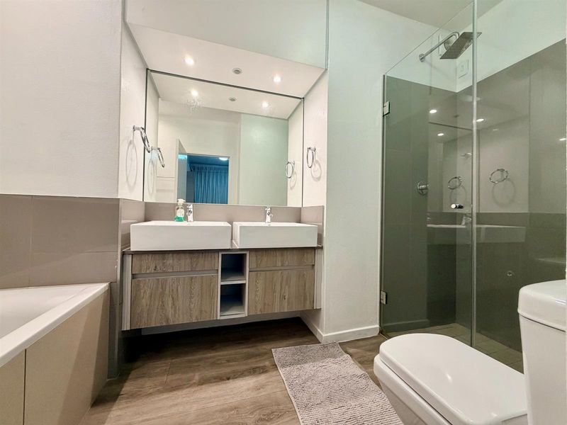 Fully Furnished Apartment To Rent in Morningside, Sandton - Photo 5