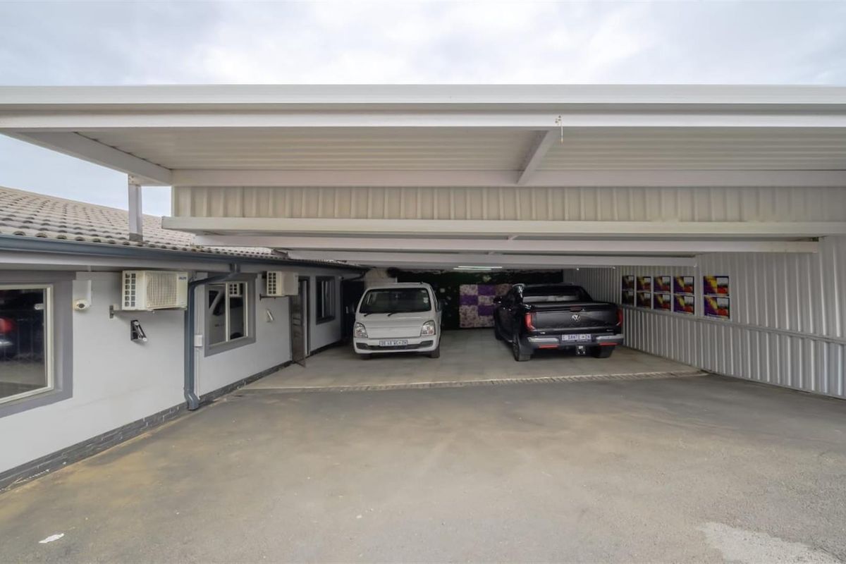 4 Bedroom Freestanding House for Sale in Rainham, Phoenix, KwaZulu Natal - Photo 3