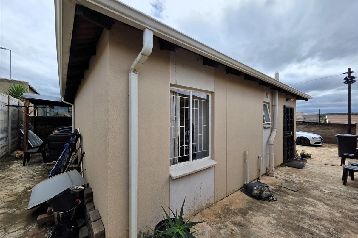Affordable Family Home in Gem Valley, Mamelodi East - Move-In Ready - Photo 5