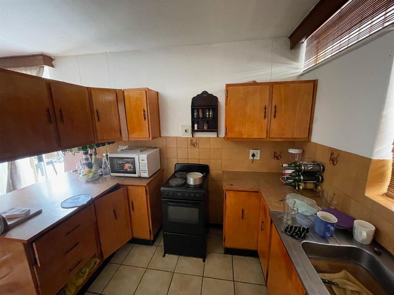 Investment Property For Sale in Arcadia, Pretoria - Photo 2