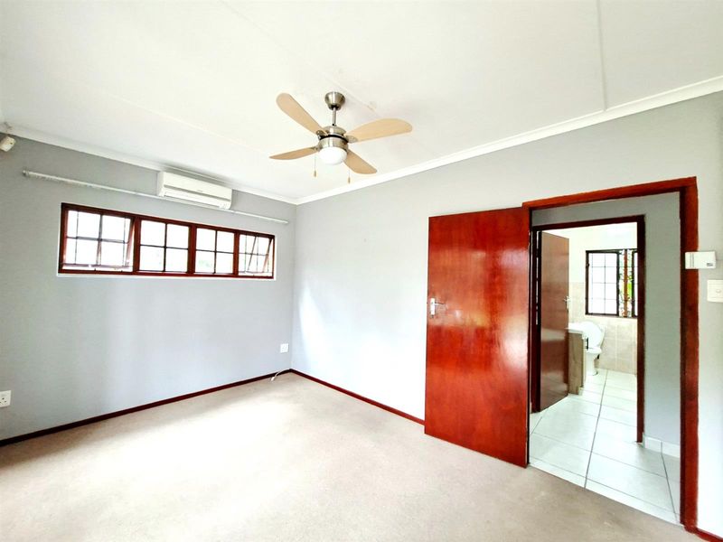 Back on the market - 2 Bedroom cottage To Rent in Westville, Durban, KwaZulu Natal - Photo 3