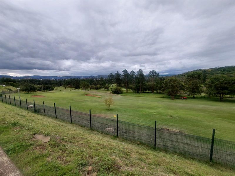 4 bed 3 bath House To Rent in Hayfields on Golf estate! - Photo 6