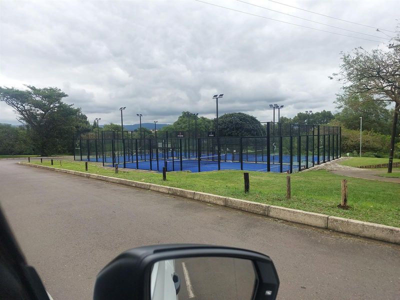 4 bed 3 bath House To Rent in Hayfields on Golf estate! - Photo 3