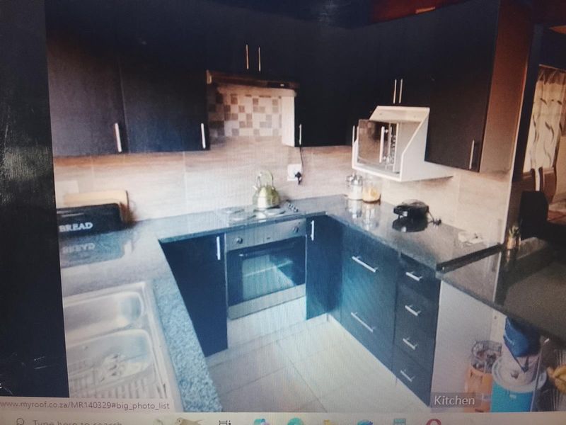 House For Sale in Birch Acres, Kempton Park - Photo 2