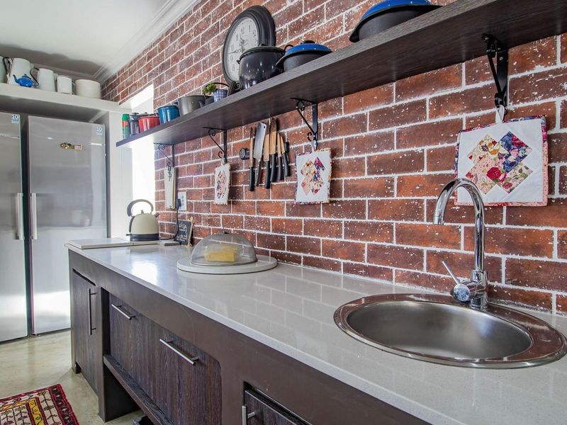 LANGEBAAN BEAUTY - EXPANSIVE COASTAL LIVING JUST MOMENTS FROM CALYPSO BEACH! - Photo 5