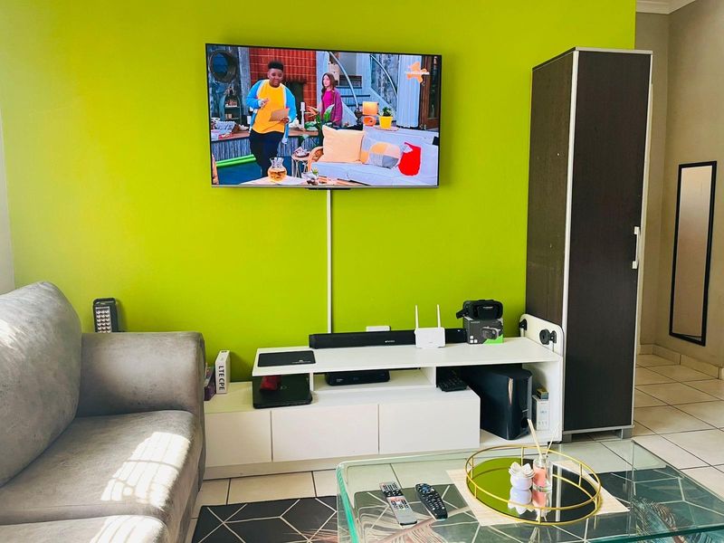 2 Bedroom house For Sale in Mahube Manor, Pretoria - Photo 9